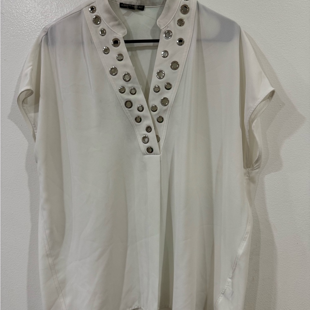 Alberto Makali Cream Blouse with Subtle Silver Details